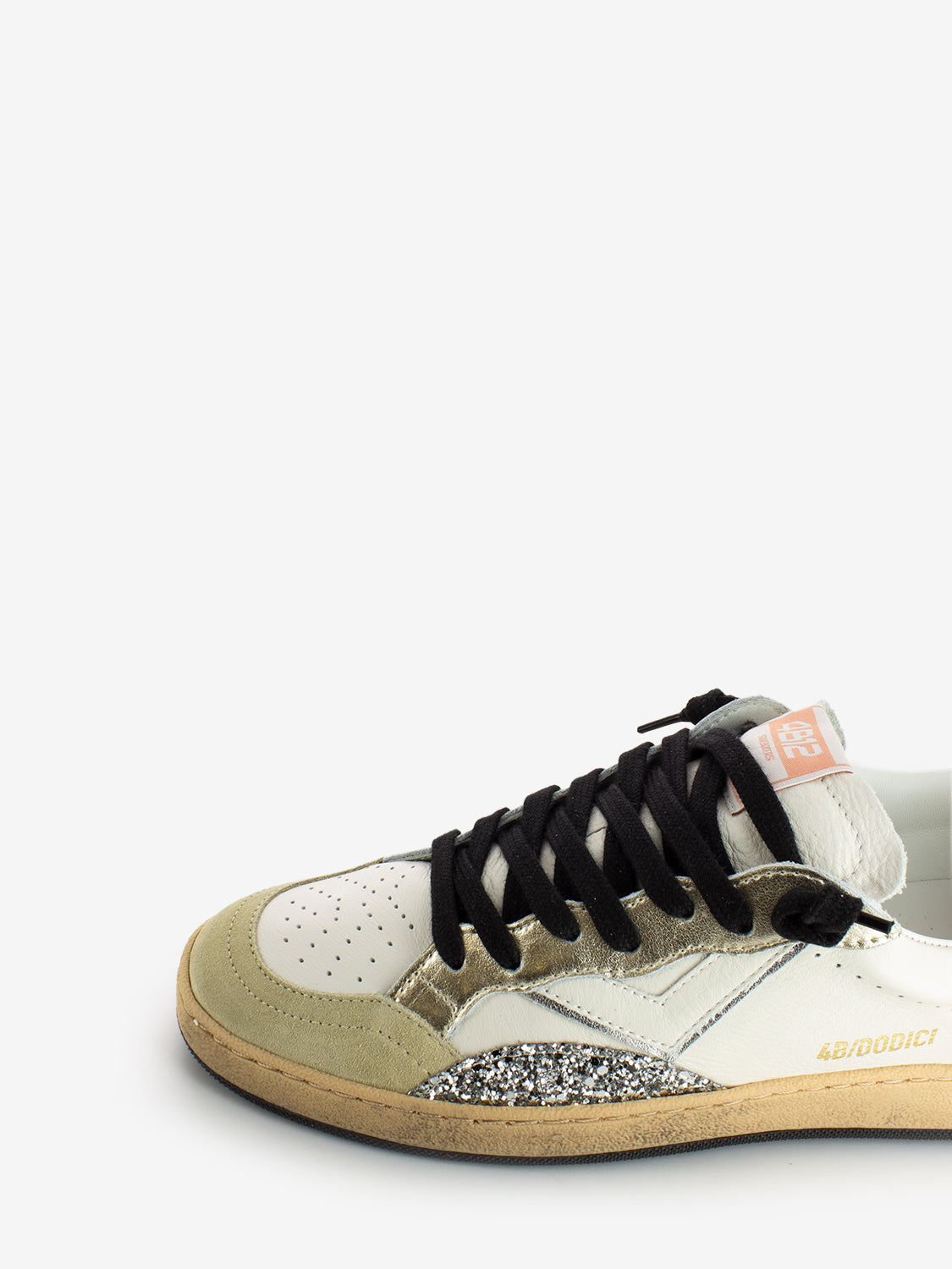 Play New D161 white / gold / black sneaker