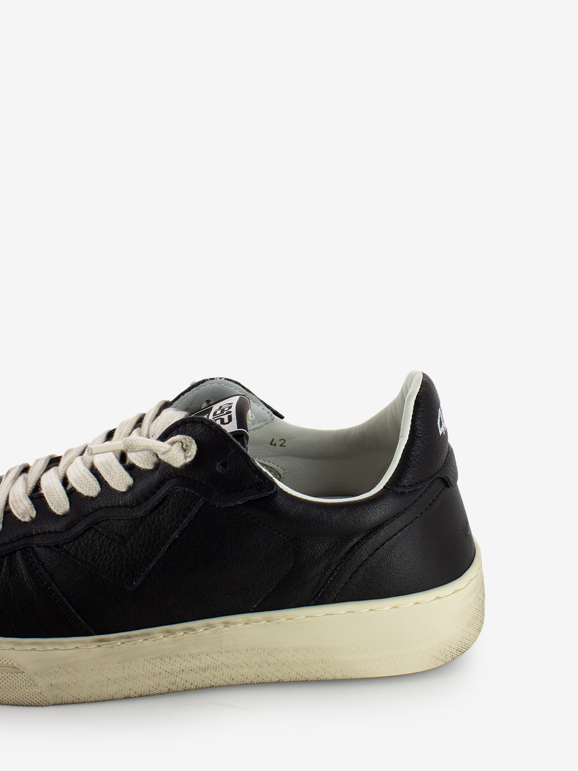 Hyper Black Sneakers
