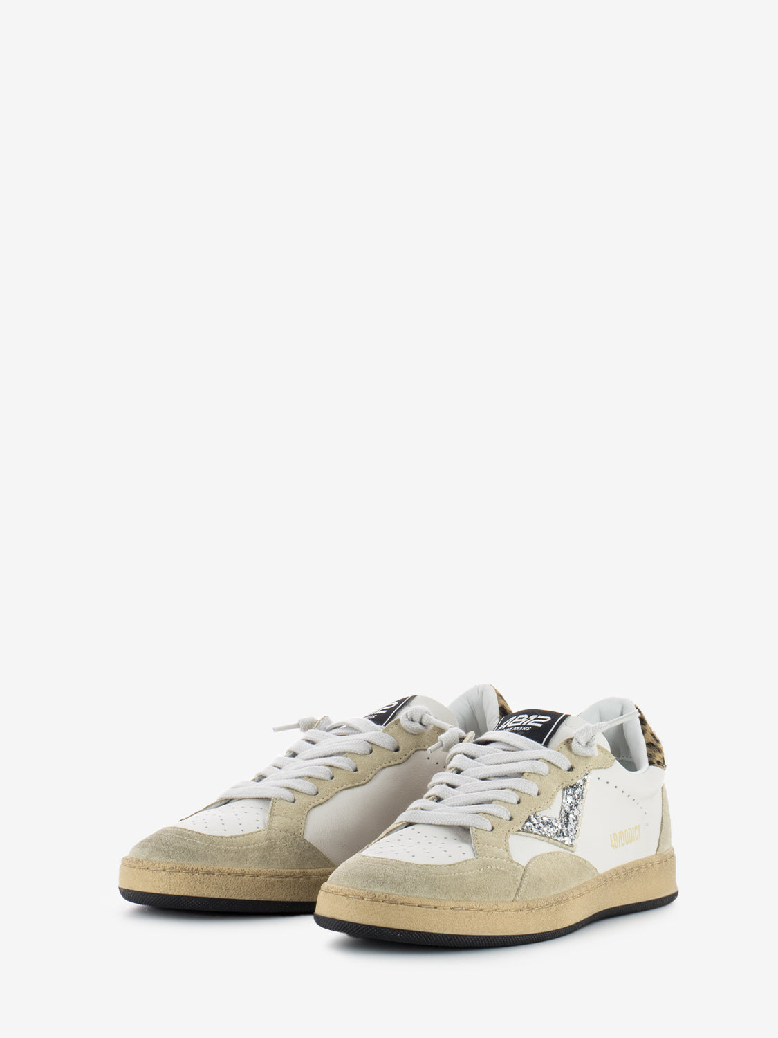 Play new D141 white / cream sneakers