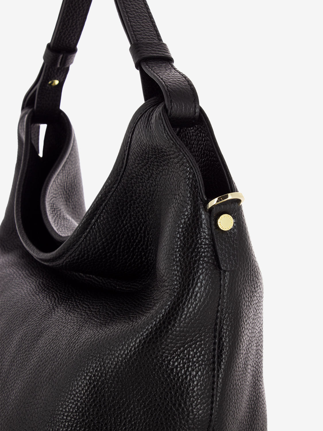 Ingrid small bag in black hammered leather