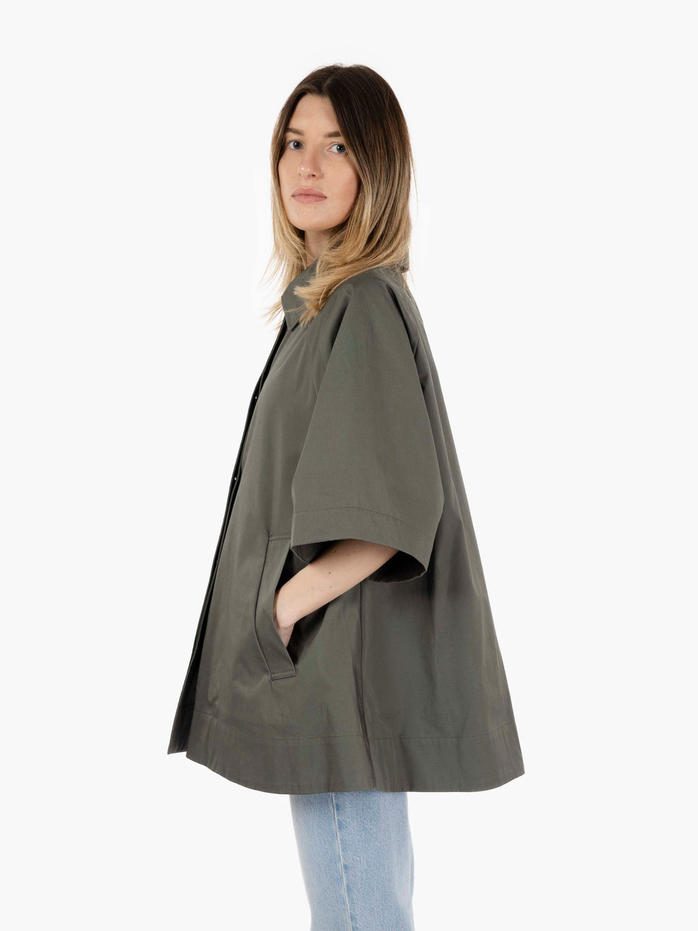 Cape jacket climbing ivy