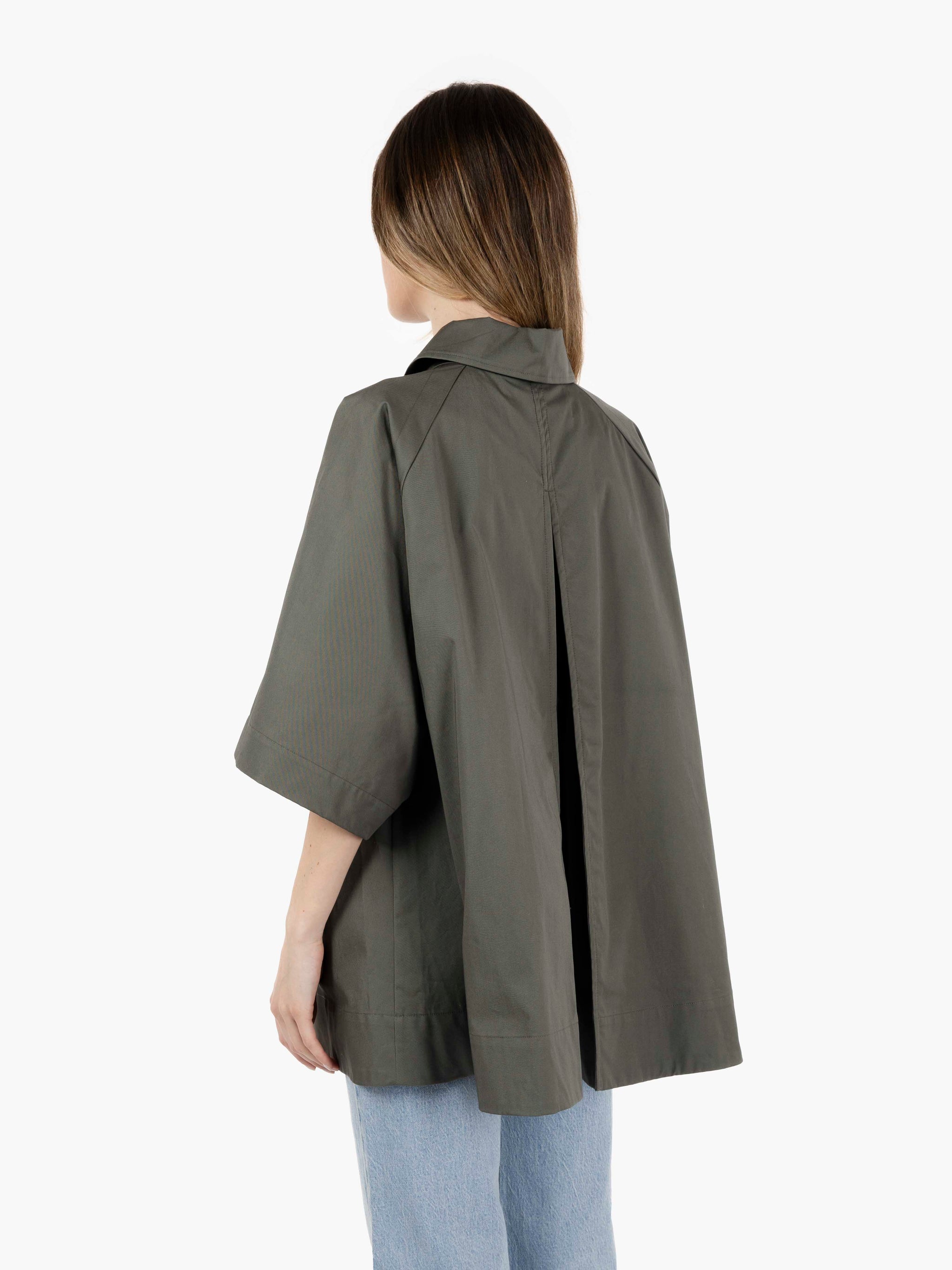 Cape jacket climbing ivy