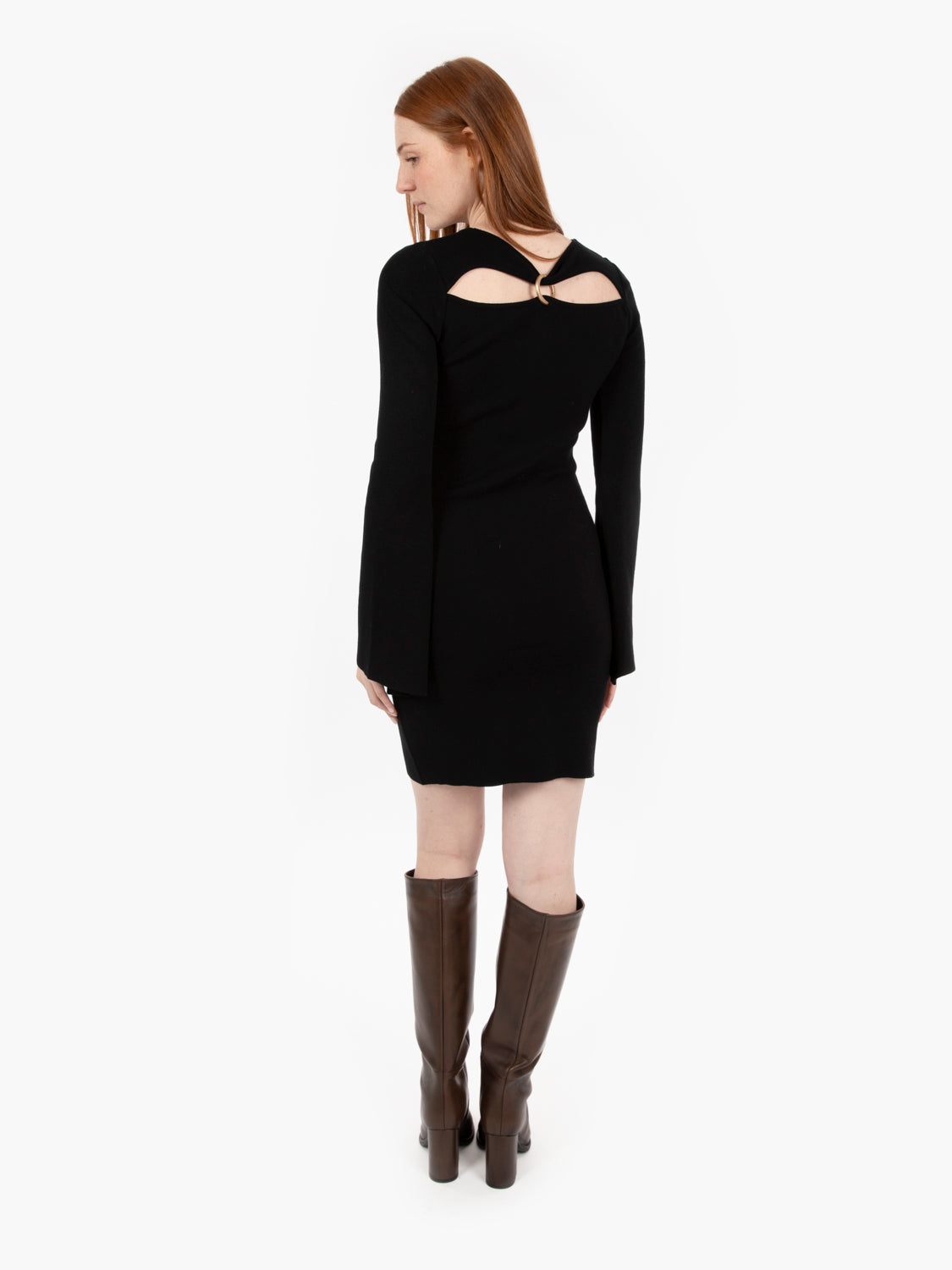 Abito cut out con ring nero