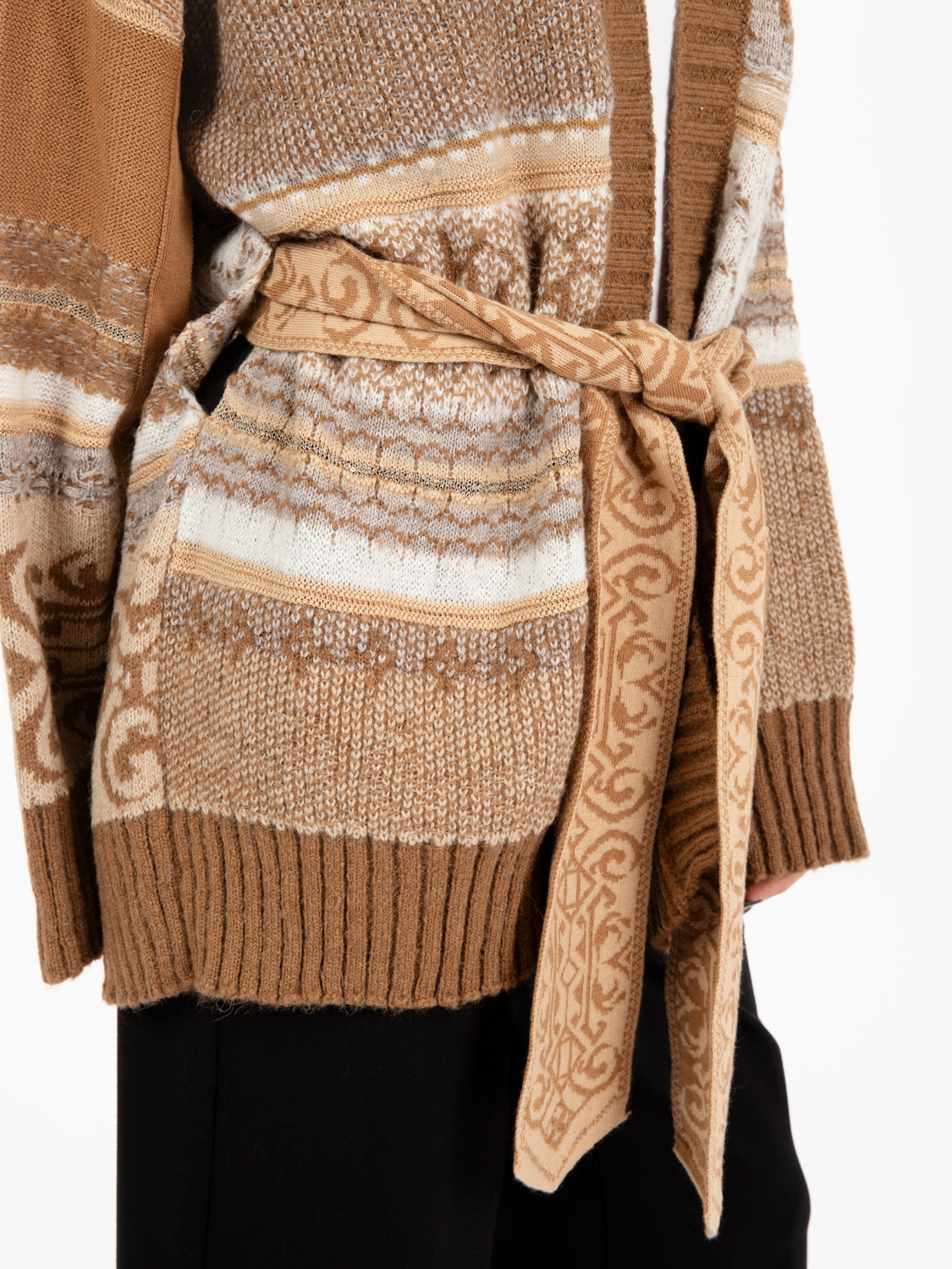 Cardigan con cintura sabbia