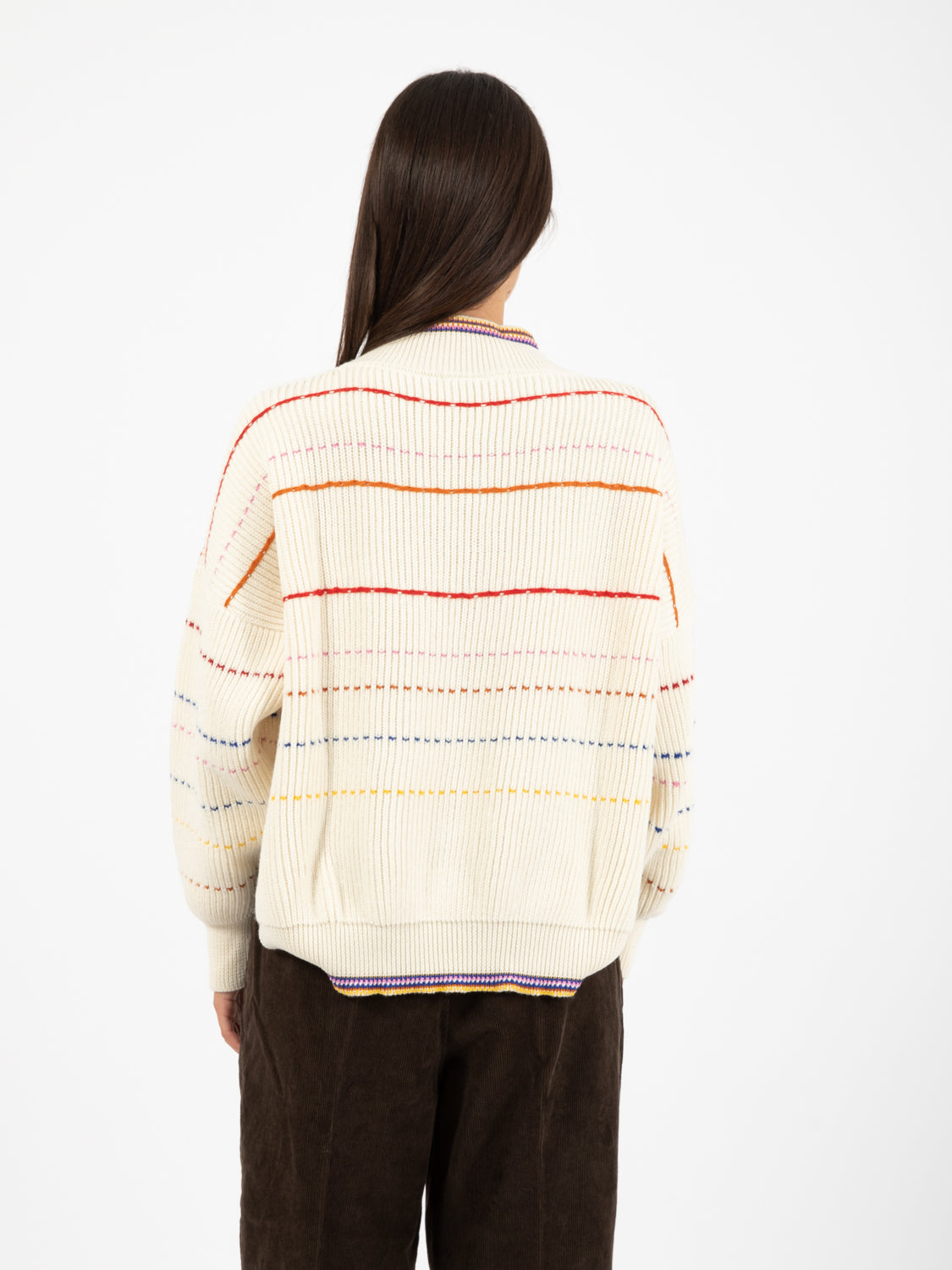 Maglione con scollo a V e fili a contrasto panna