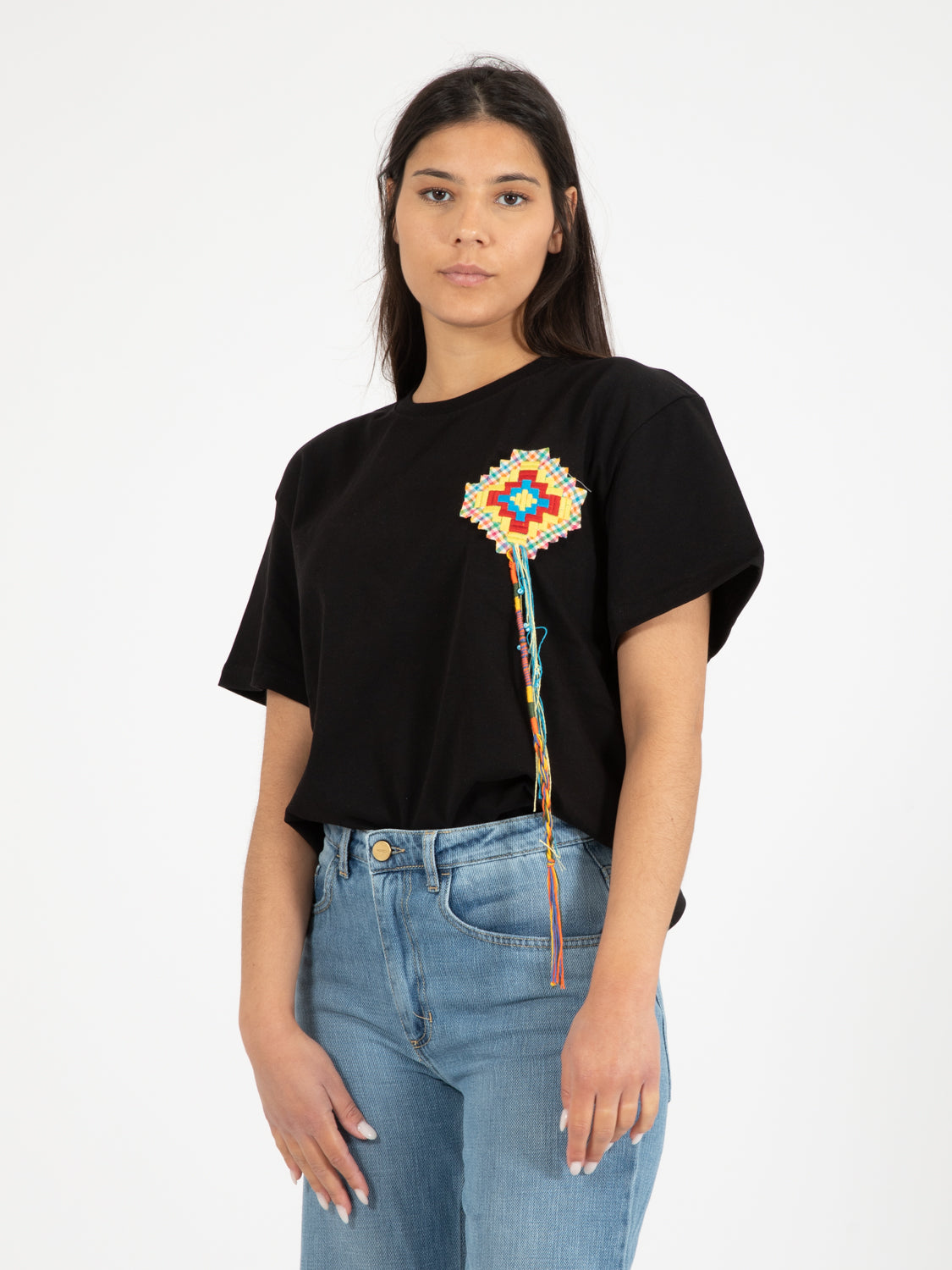 Black geometric embroidery t-shirt