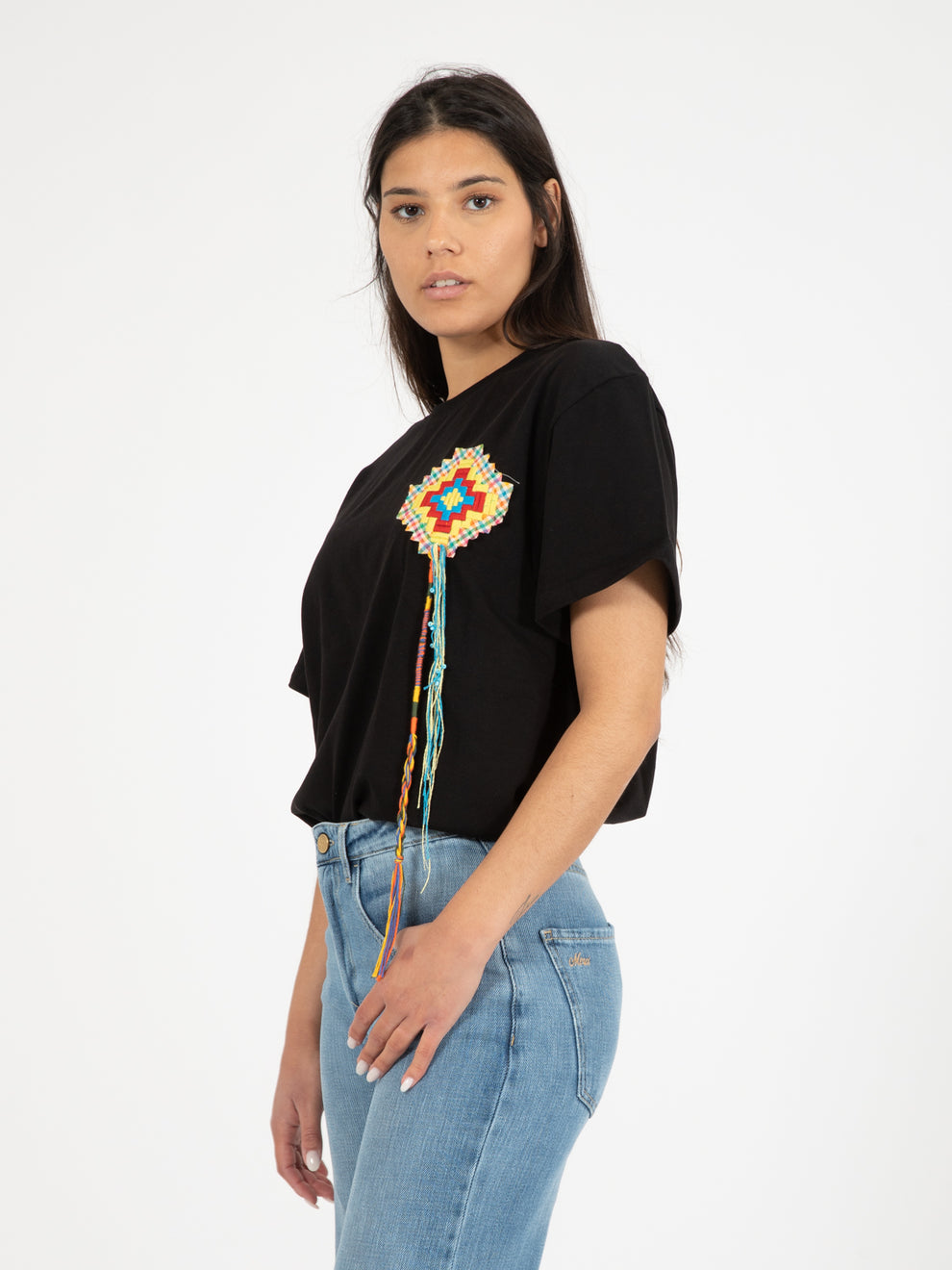 Black geometric embroidery t-shirt