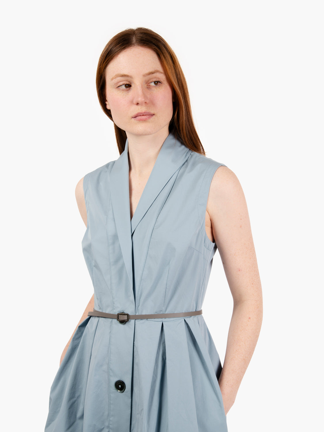 Long dress with blue buttons