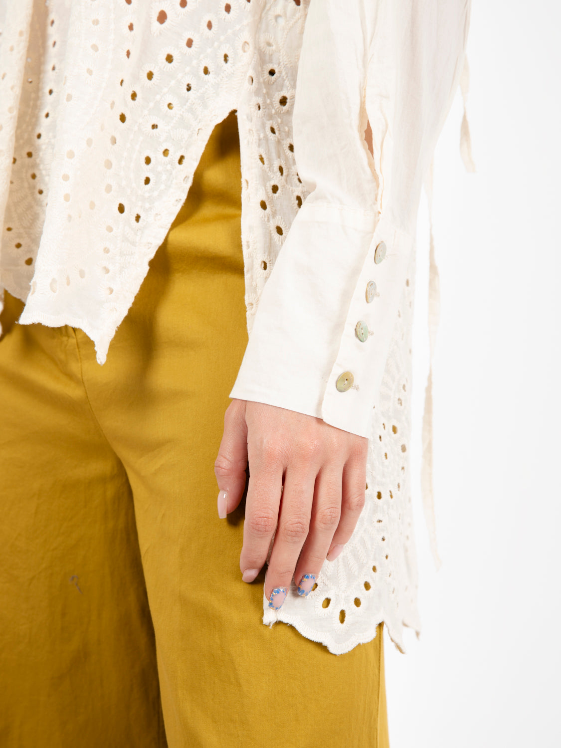 Blusa in sangallo burro