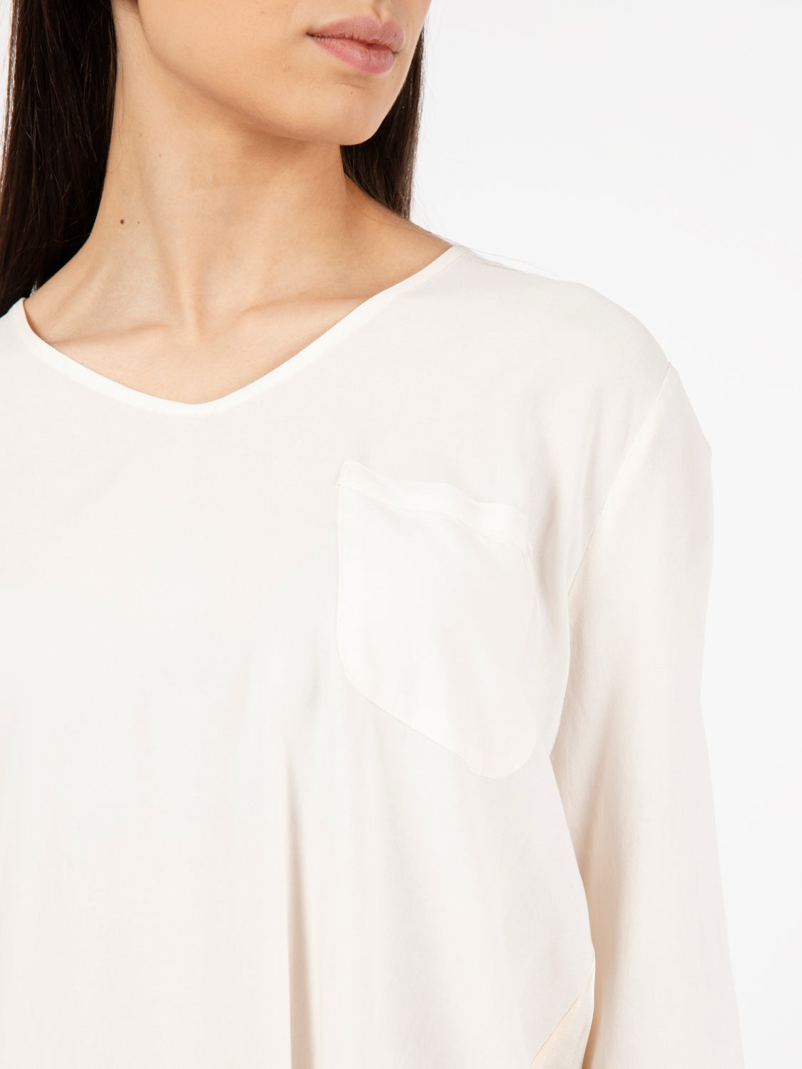 Viscose blouse with butter pocket