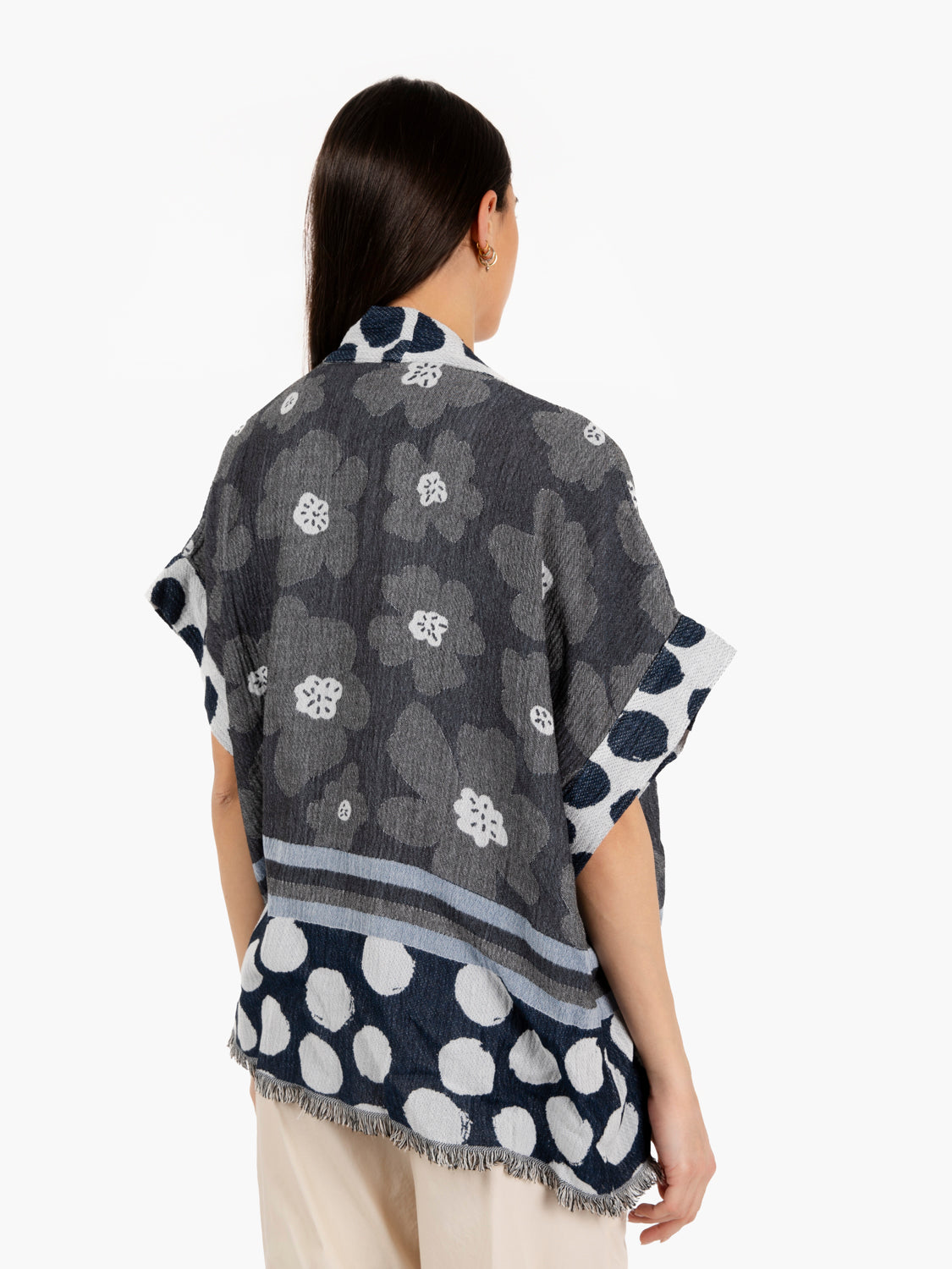 Kimono fantasia floreale grigio