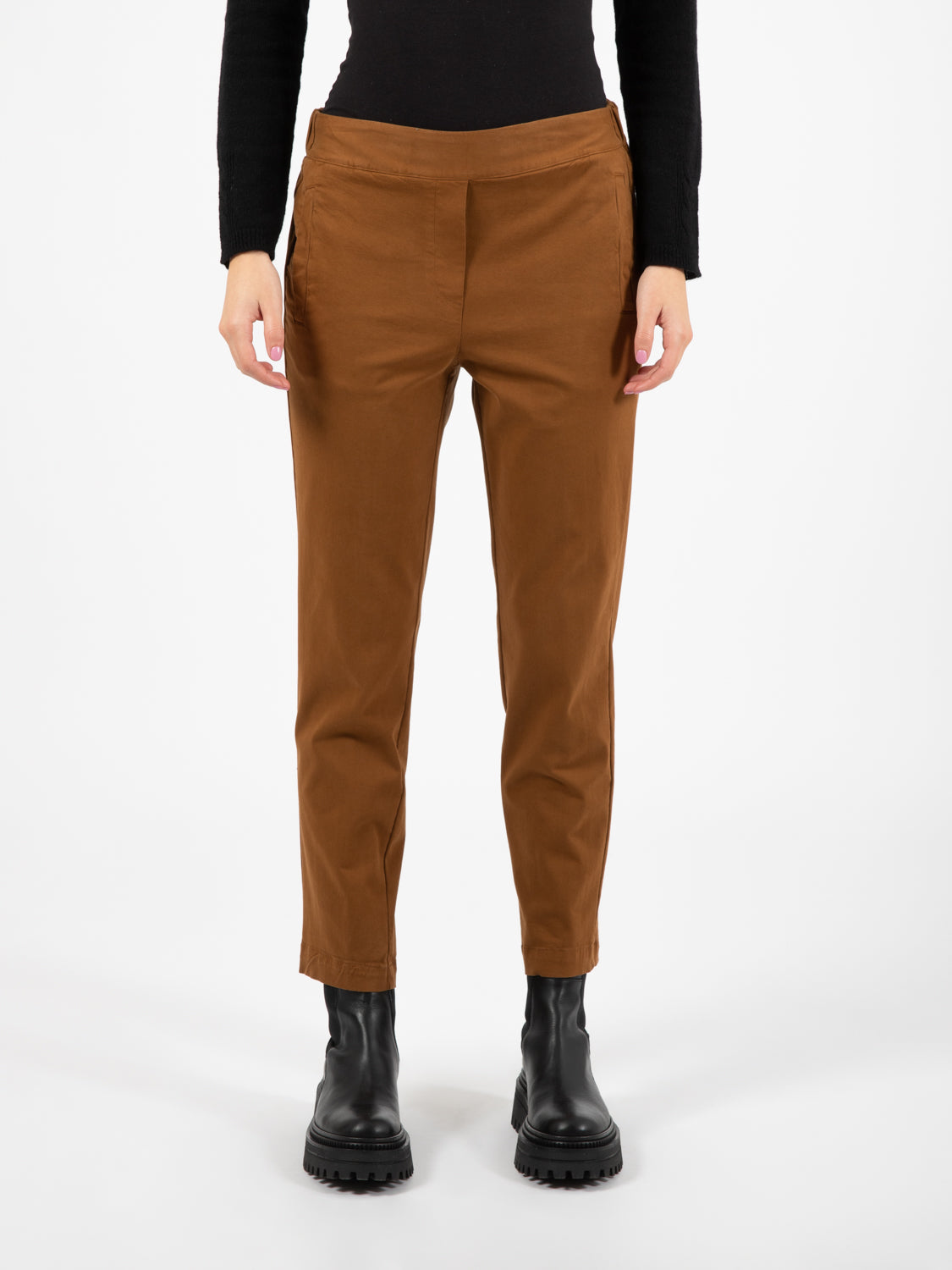 Elastic waist trousers in dark brown