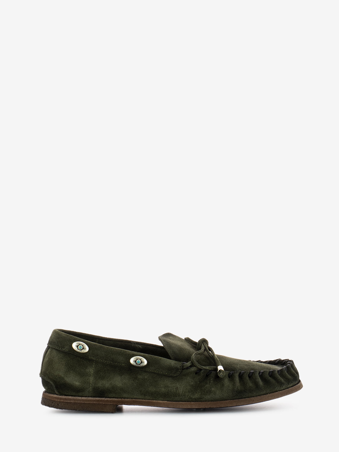 Suede moccasins with khaki accessory