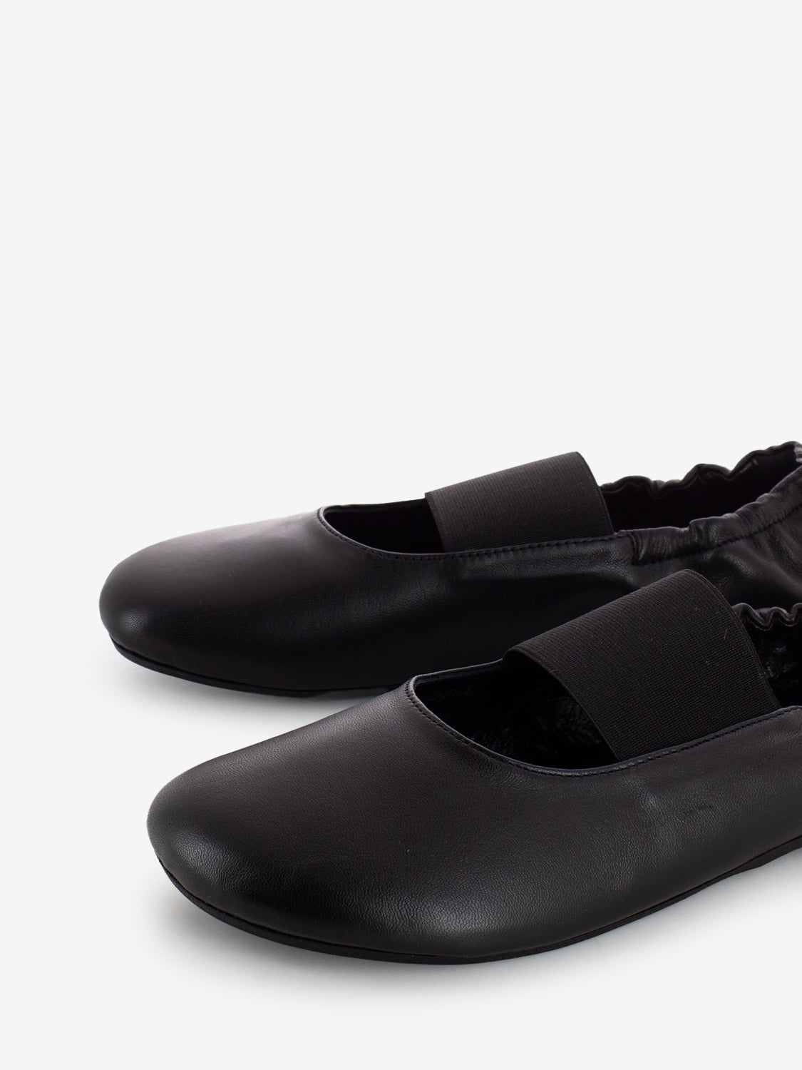 Sutton black leather ballerinas