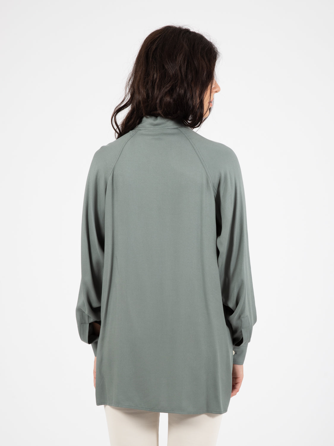 Camicia over viscosa piombo