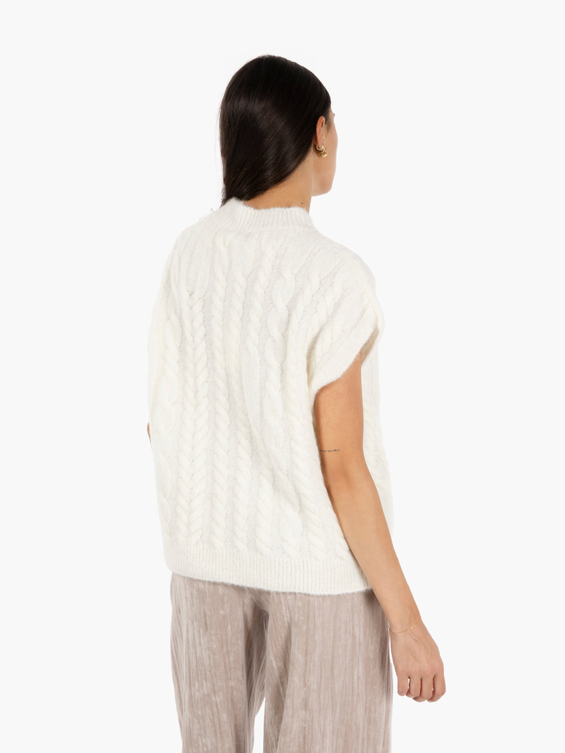 Super mohair milk vest
