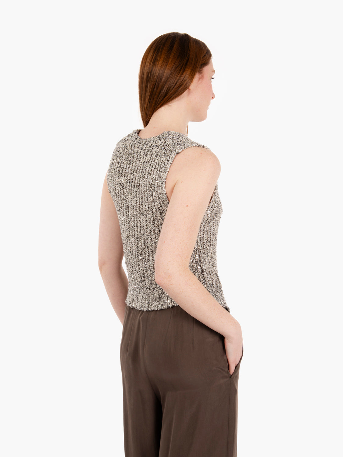 Tricot vest with gray sequins