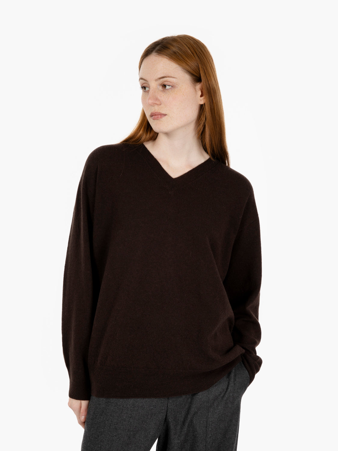 CHOCO V-NECK CASHMERE SWEATER 265464_CHOCO