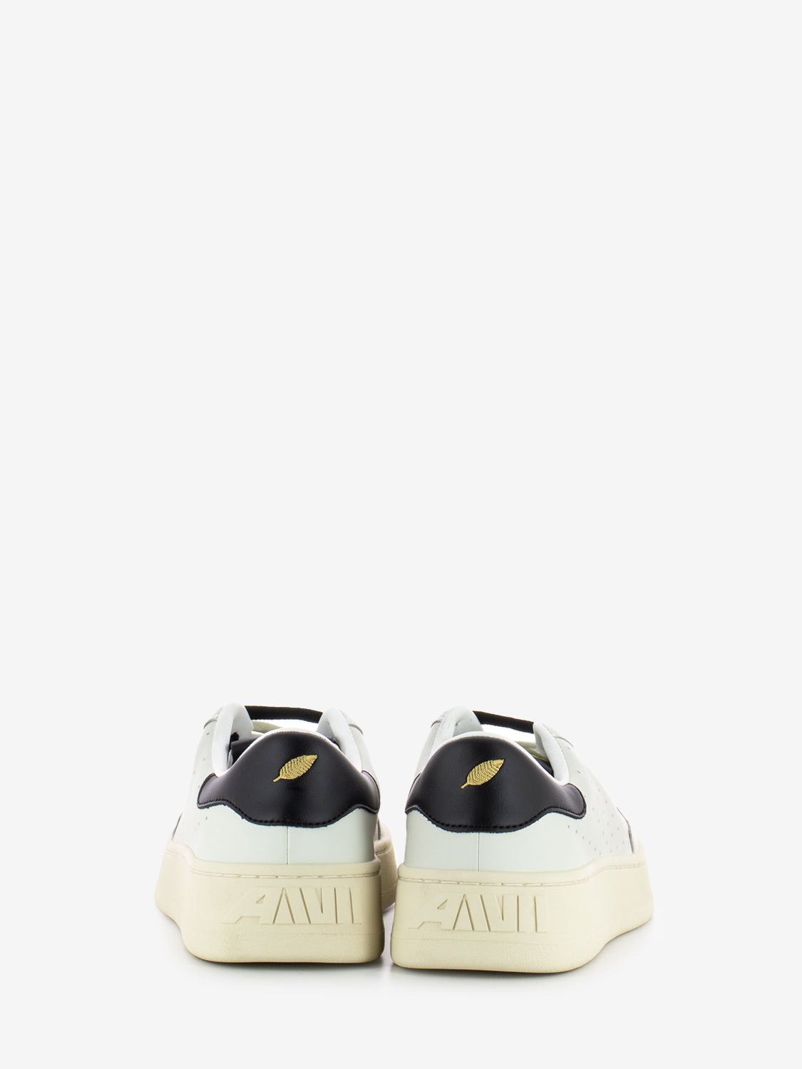 Sneakers Trailmate white / black