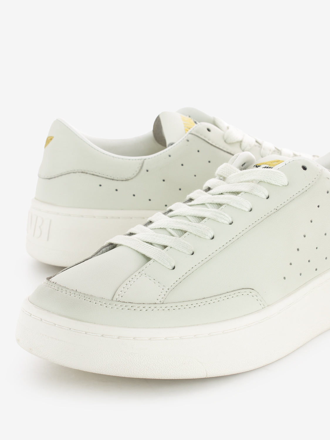 Sneakers Trailmate white