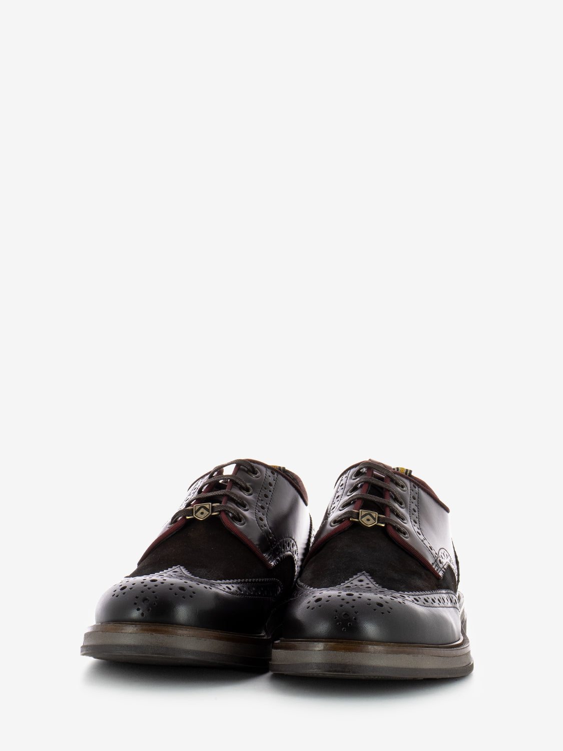 Derby brown in suede e pelle con dettagli a coda di rondine
