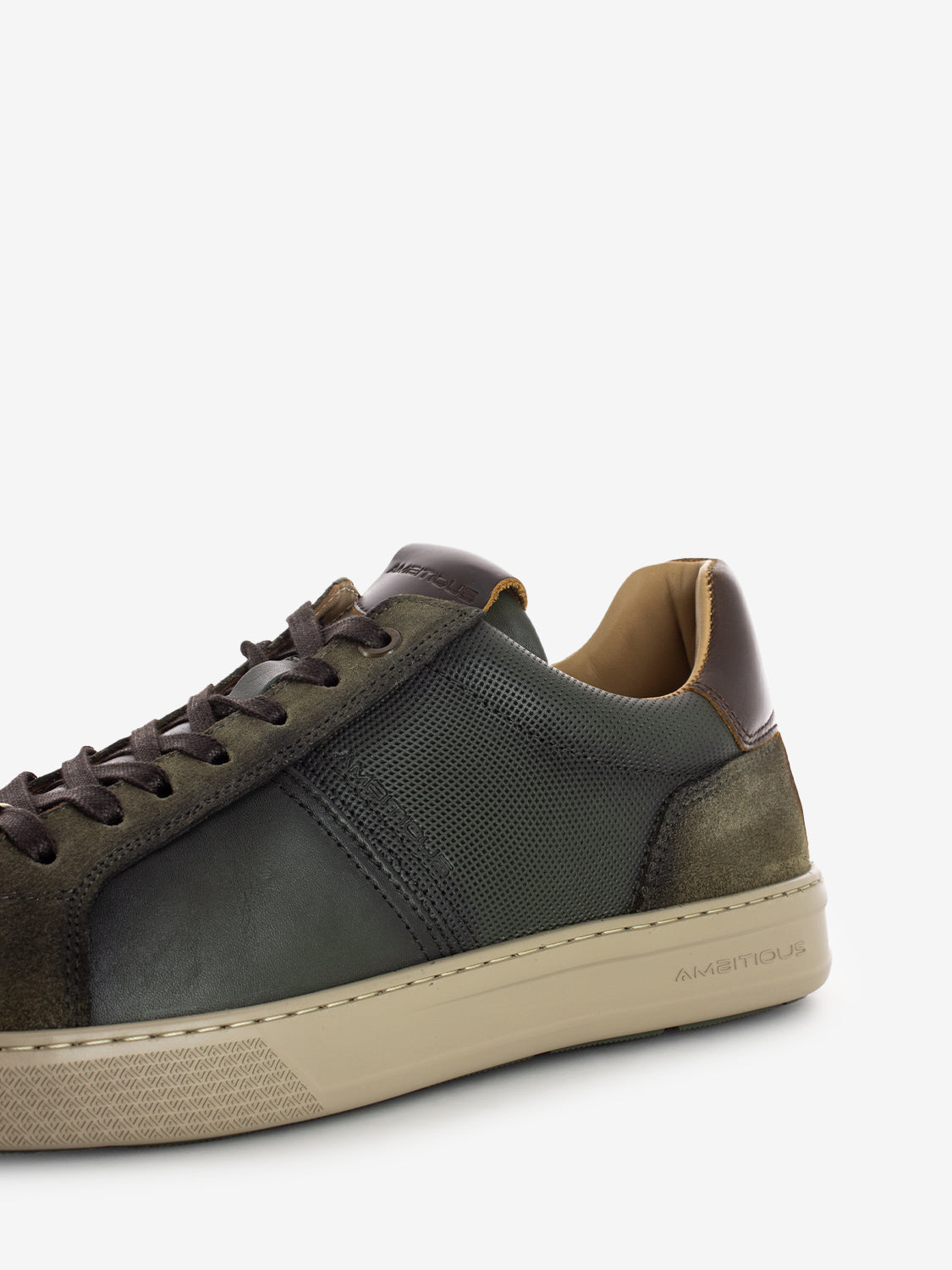 Sneakers casual kakhi