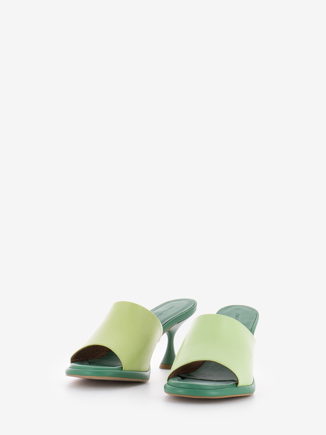 Dream Coria Manhattan green slipper