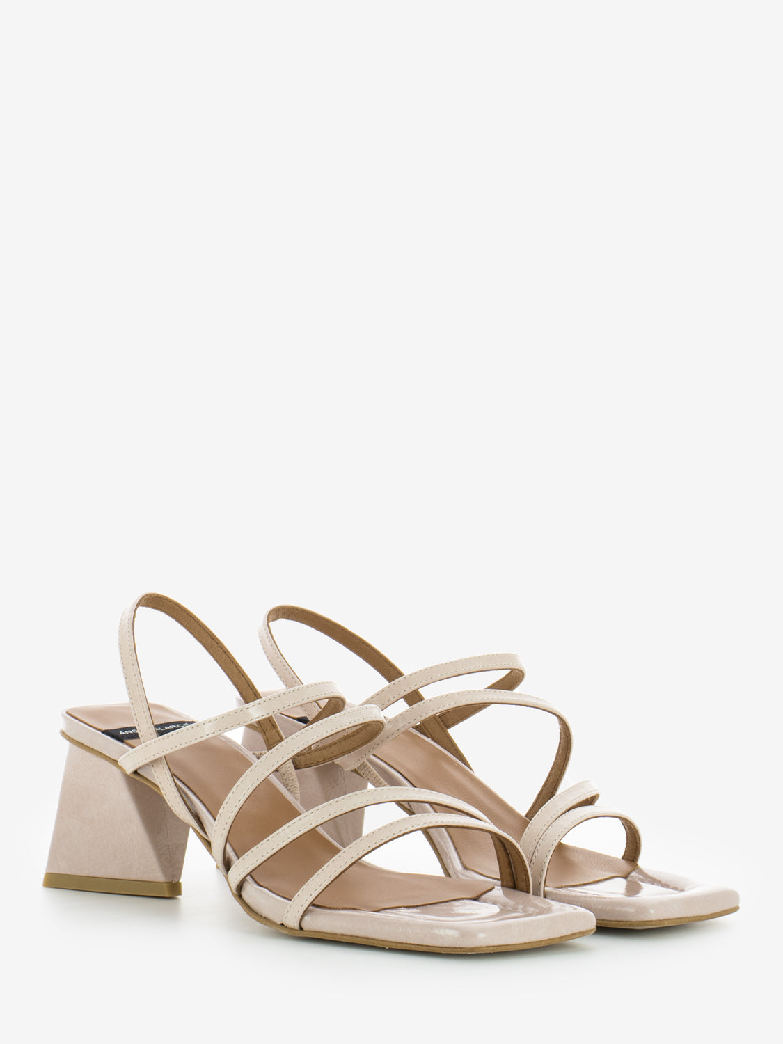Sandal trapezoid heel sol petal