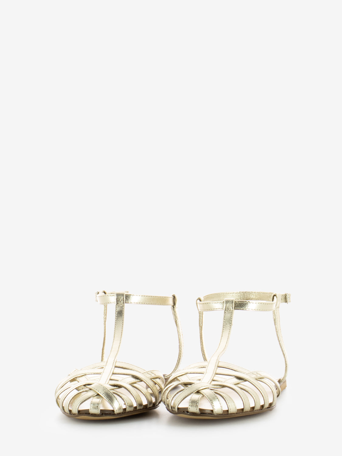 Platinum laminated low cage sandal