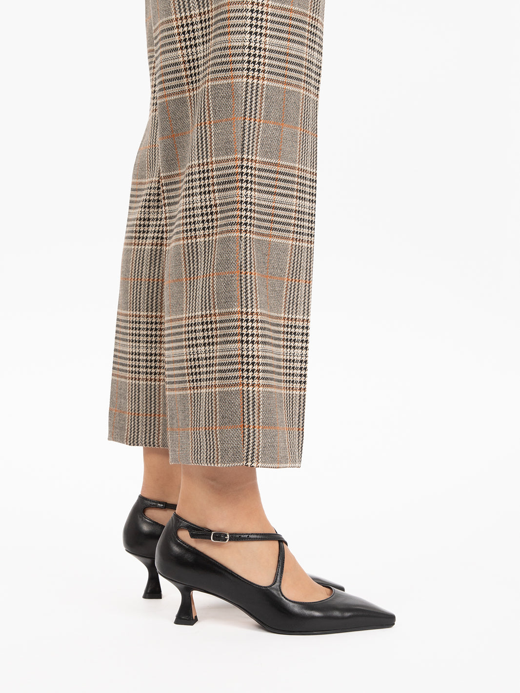 Black Cross Strap Heeled Shoe