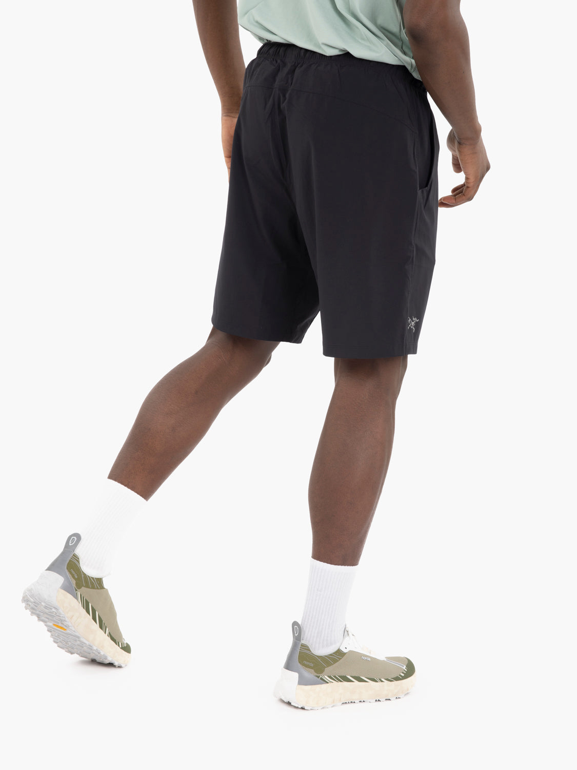 Incendo short 9' M black