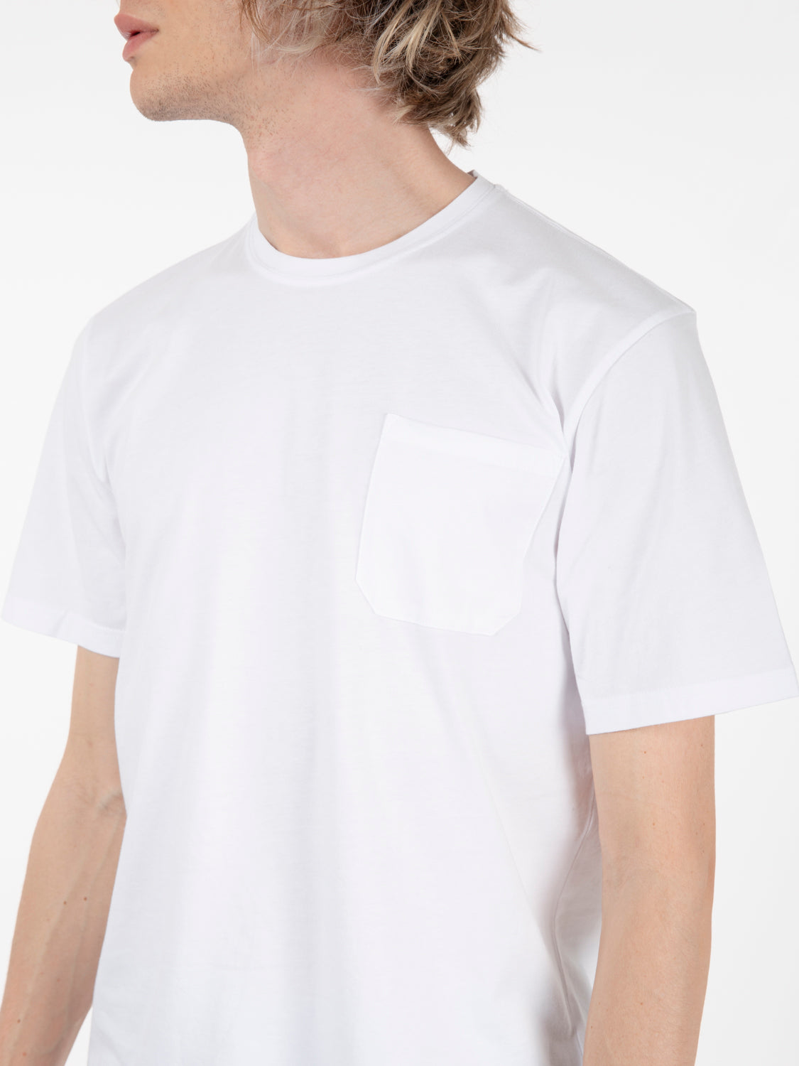 T-Shirt con taschino bianco
