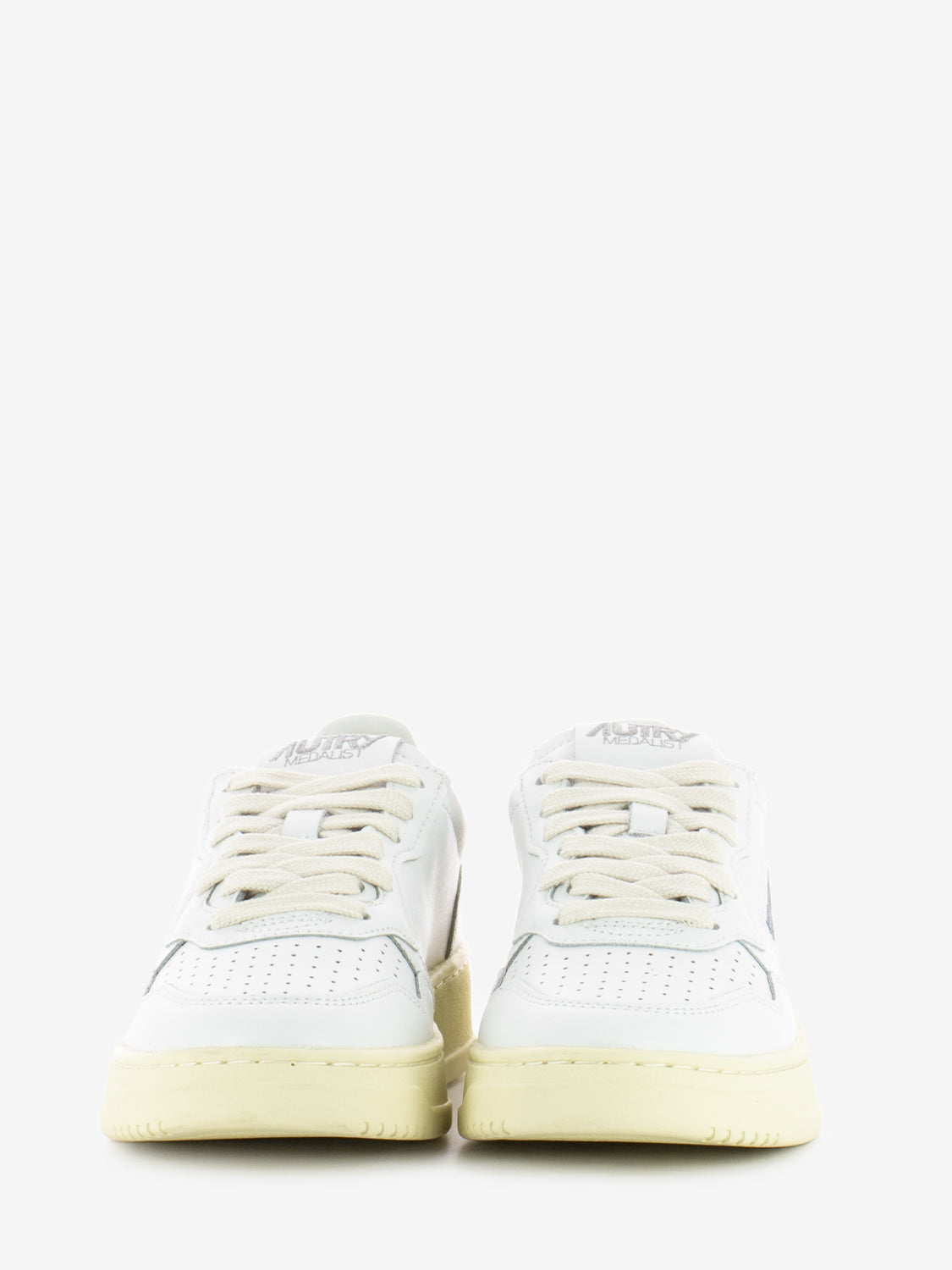 Mentalist Low W in white / silver leather