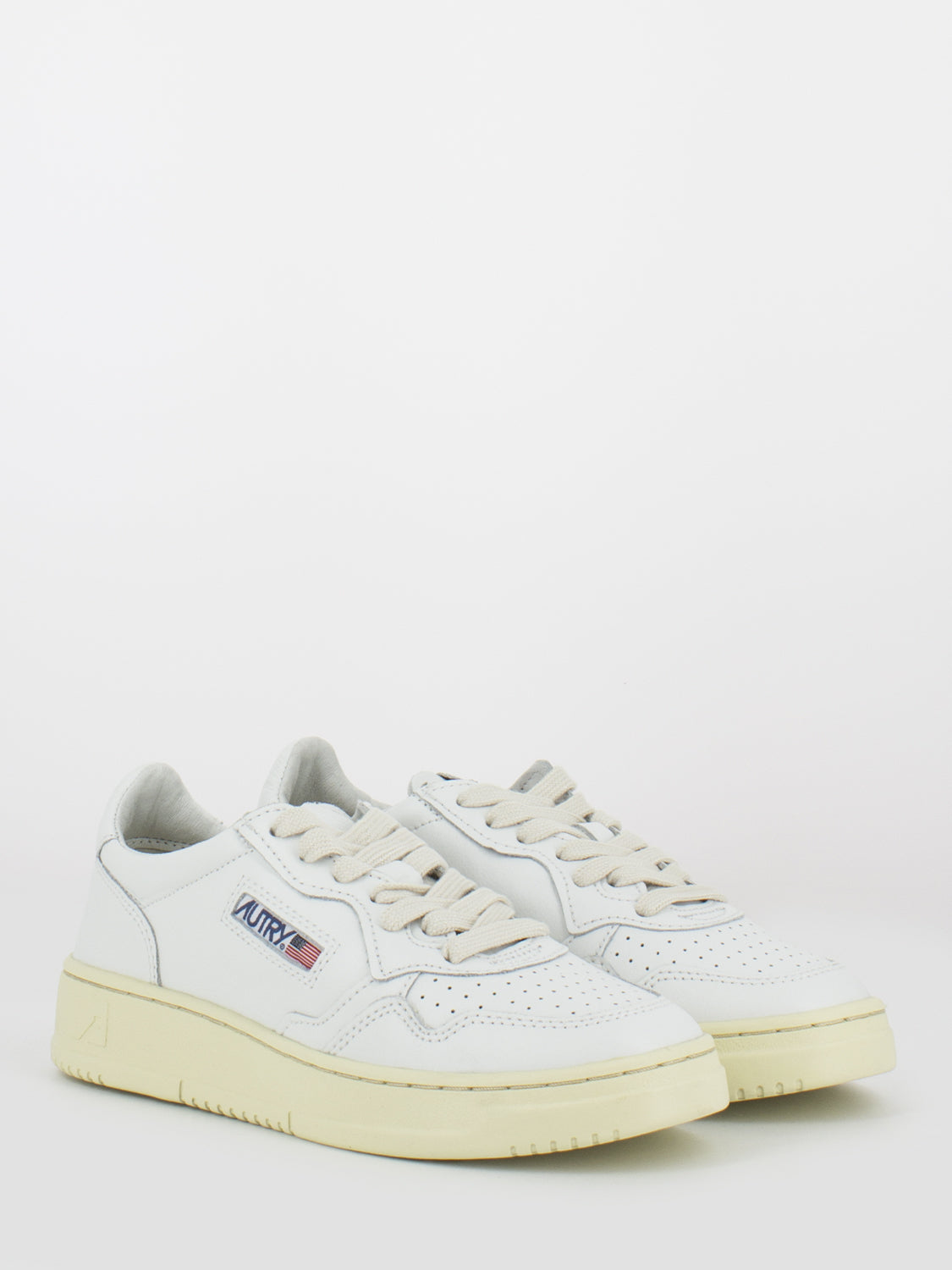 Mentalist Low W in white leather