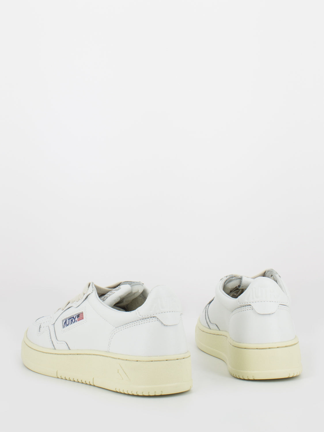 Mentalist Low W in white leather