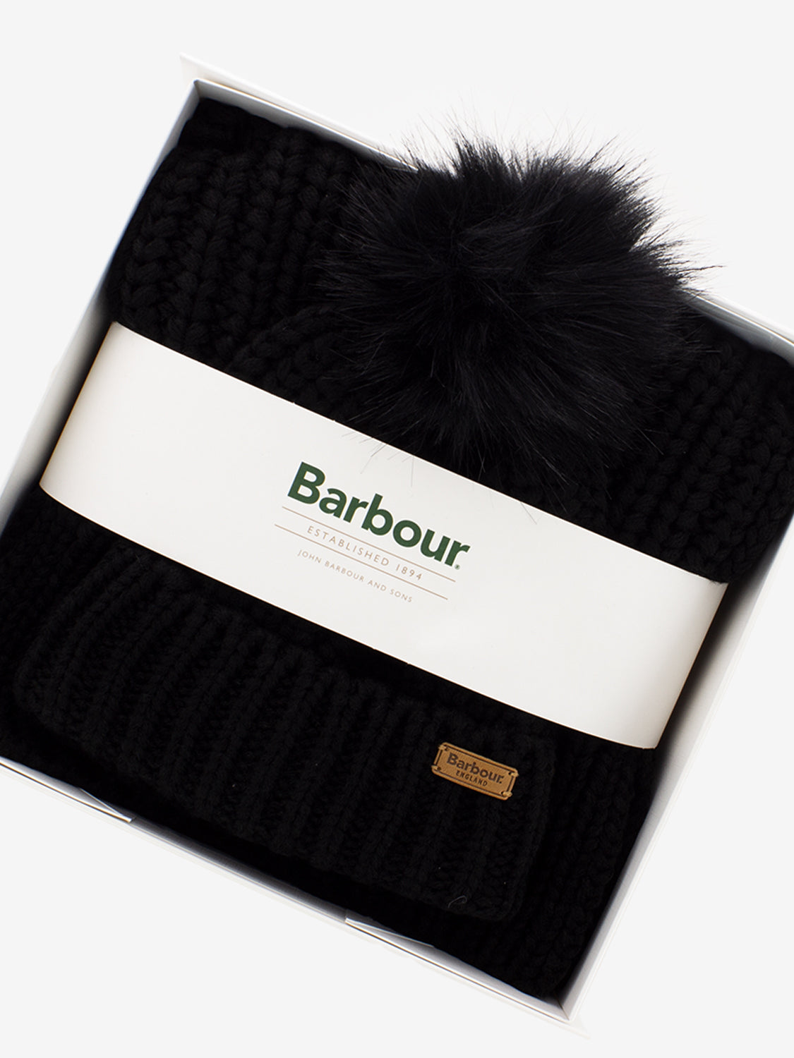 Saltburn Beanie & Scarf Black