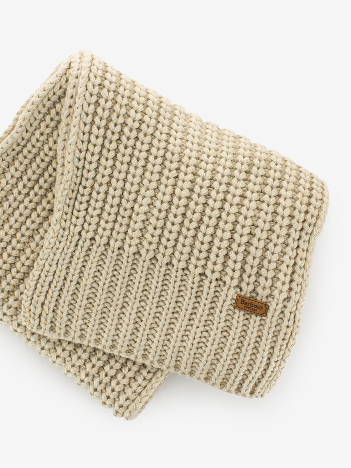 Saltburn beanie & scarf pearl