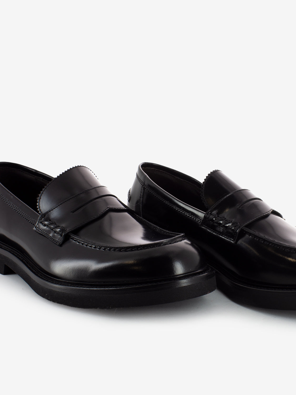 Black brushed leather moccasins black