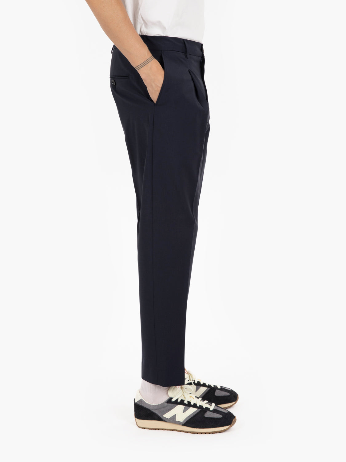New Riccardo navy trousers