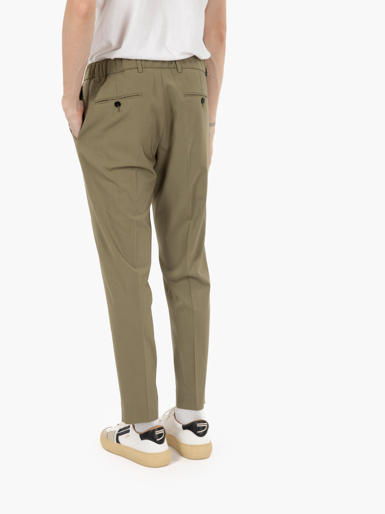 BE ABLE - Pantaloni Riccardo regular kaki