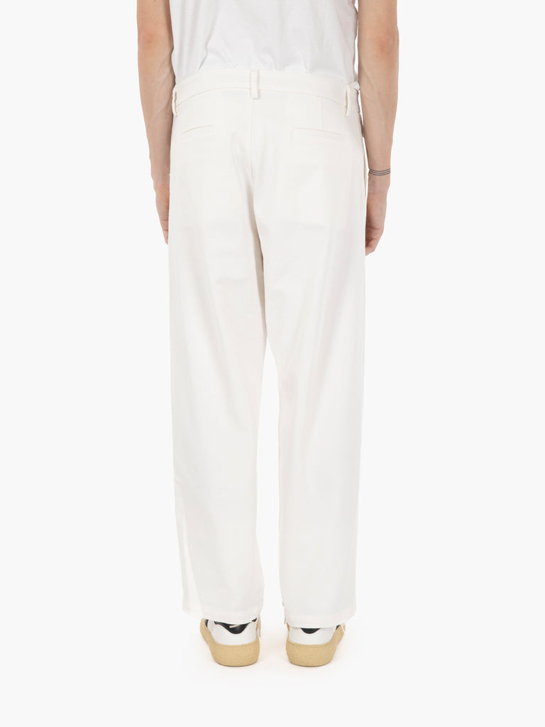 BEAUCOUP - Pantaloni con abrasioni off white