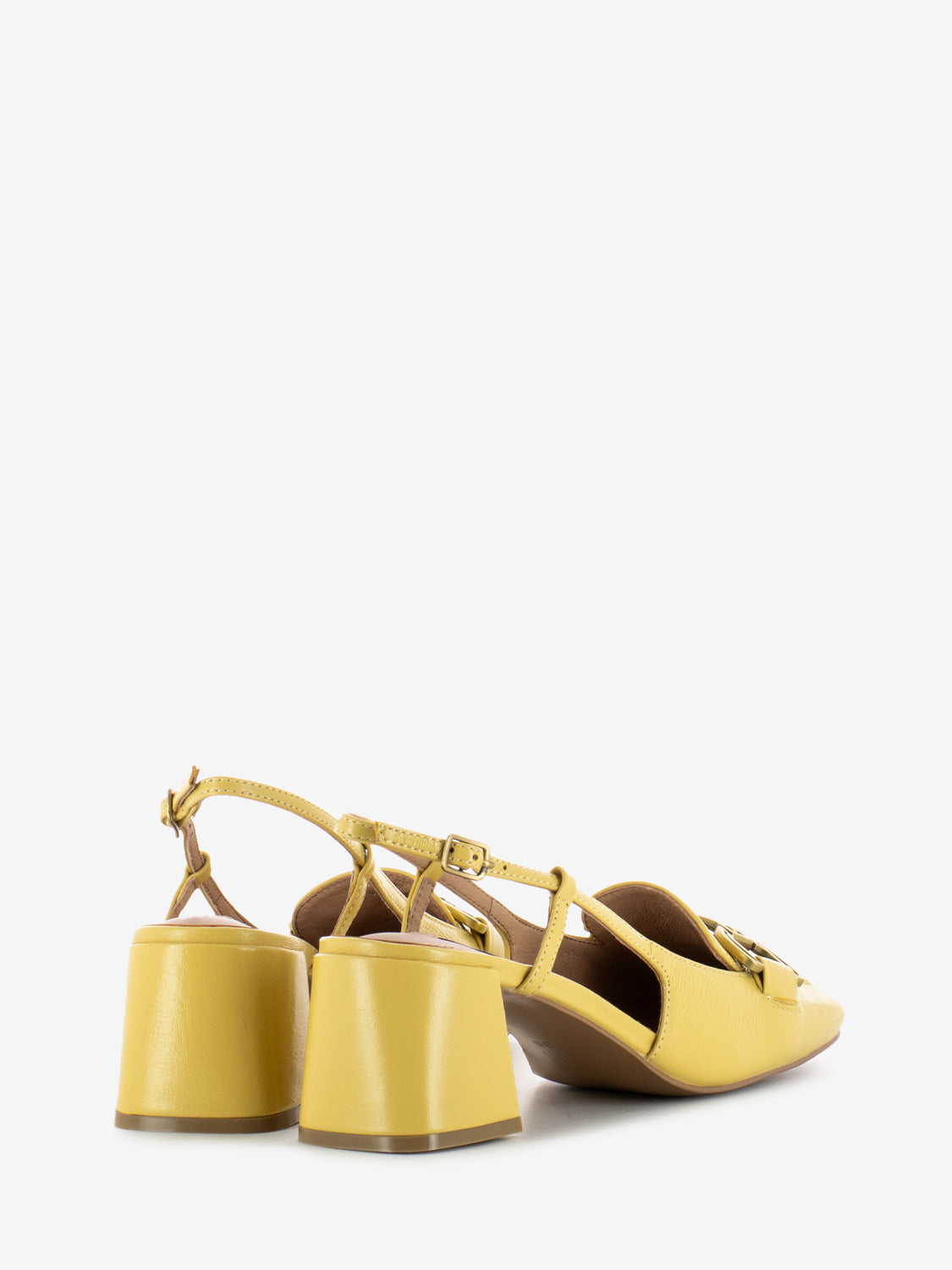 Chanel in pelle con tacco largo vaniglia