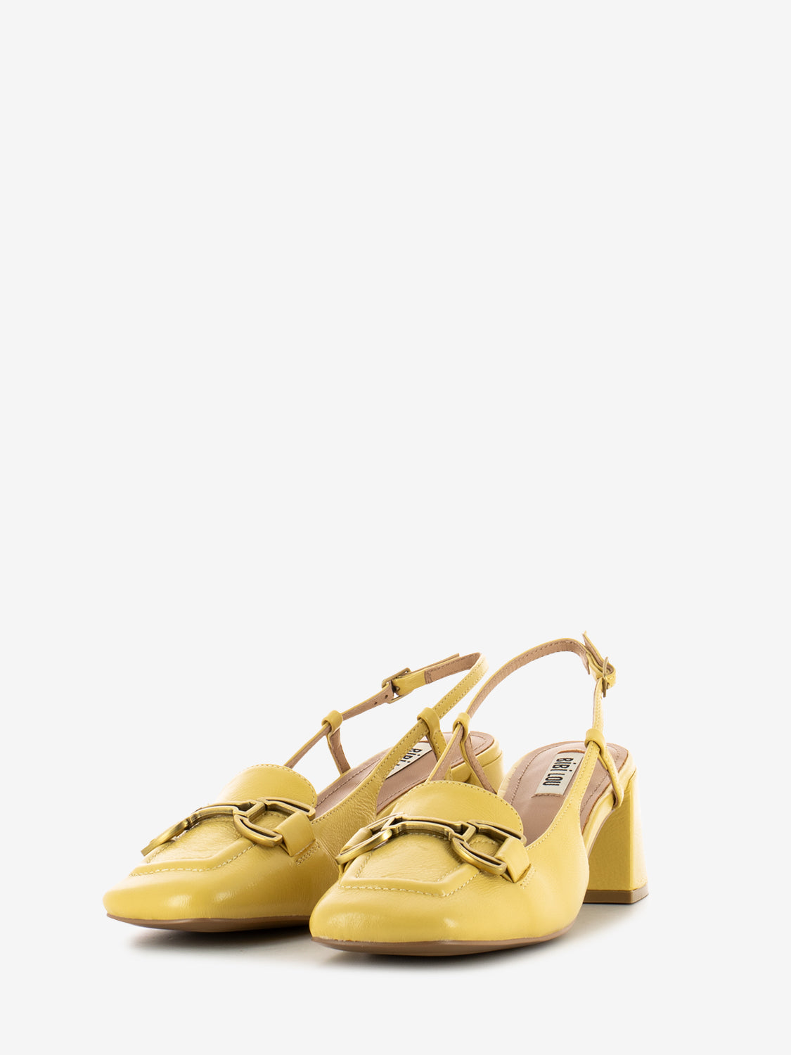 Chanel in pelle con tacco largo vaniglia