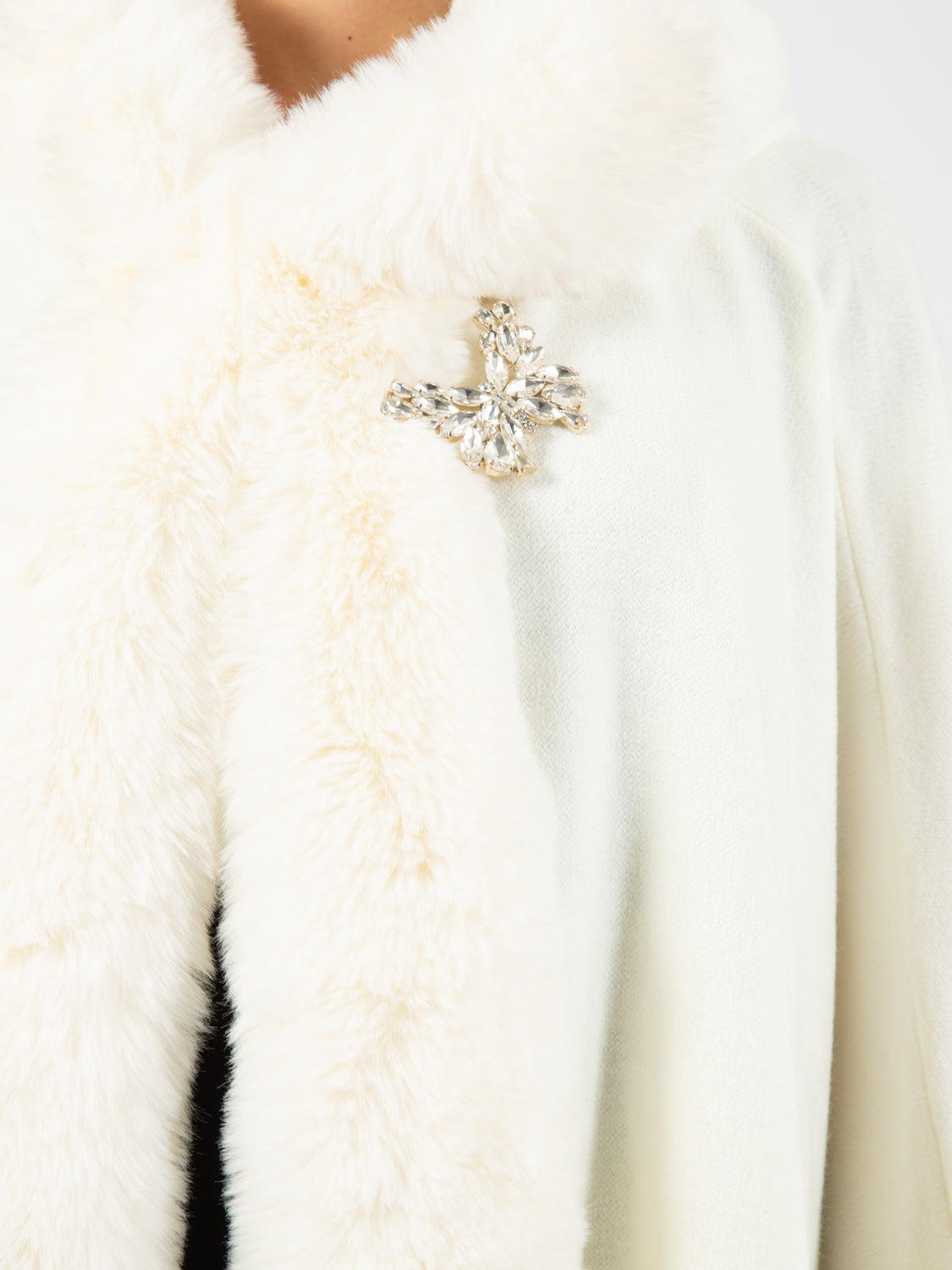 Cappa faux fur gesso