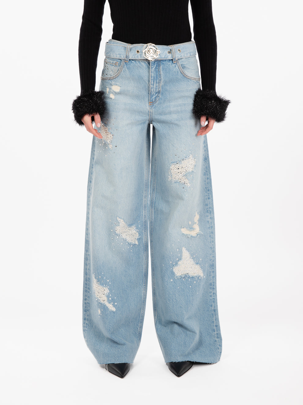 Jeans a gamba ampia con strass azzurro
