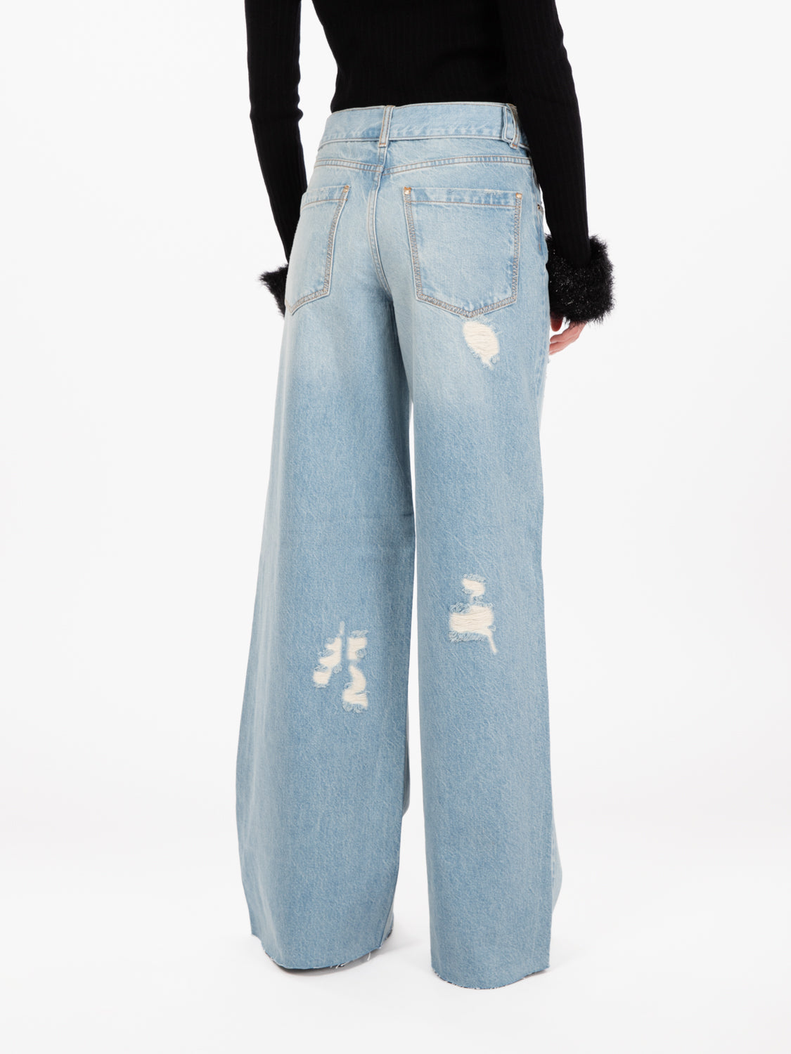 Jeans a gamba ampia con strass azzurro