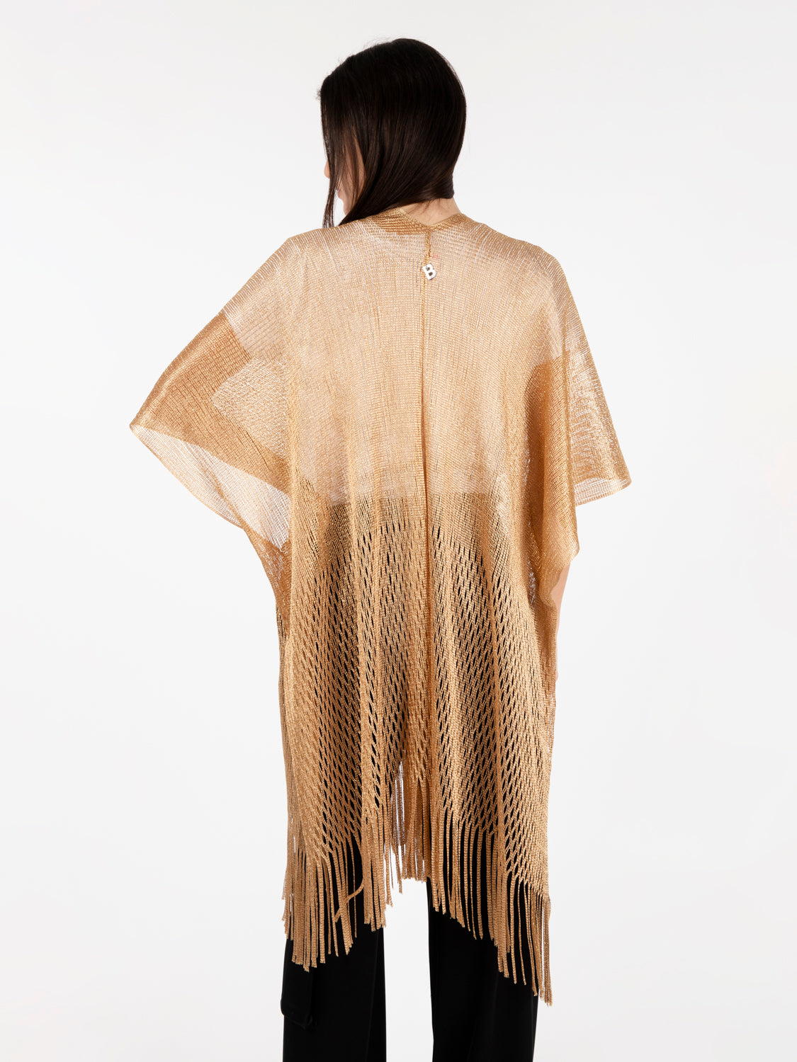 Kimono with light gold fringes