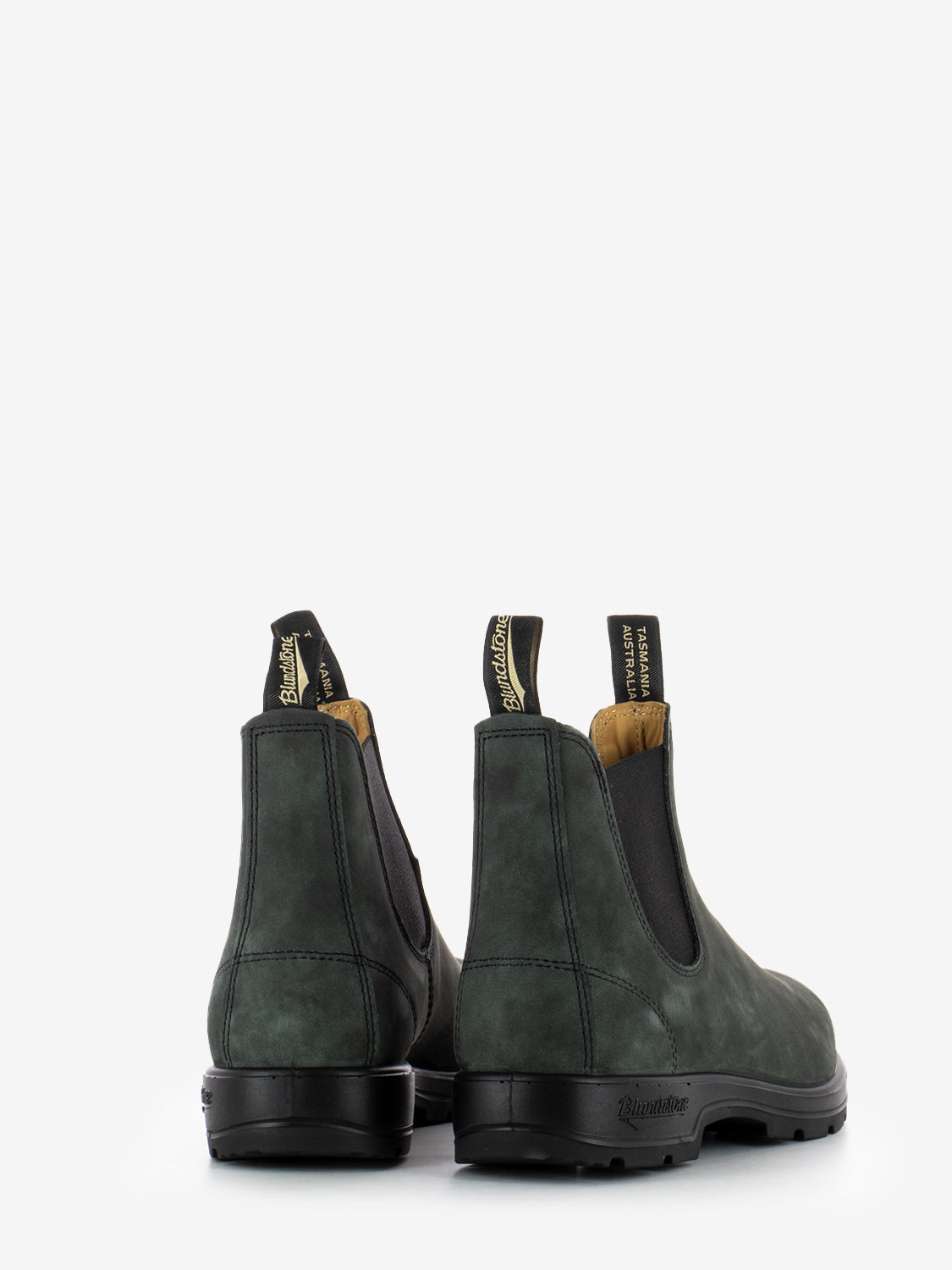 587 elastic sided boot rustic black
