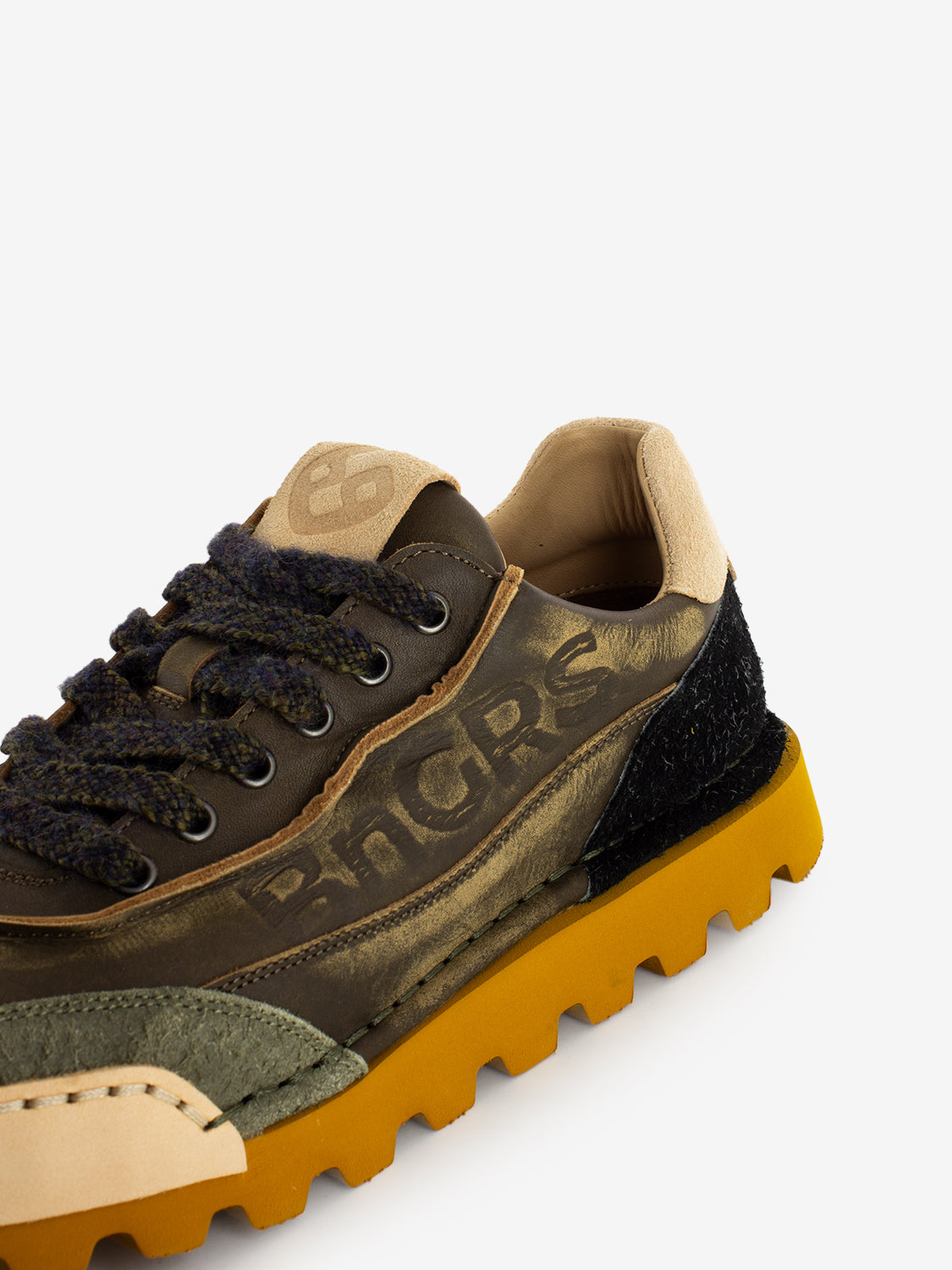 Scarpe in pelle militare / noce
