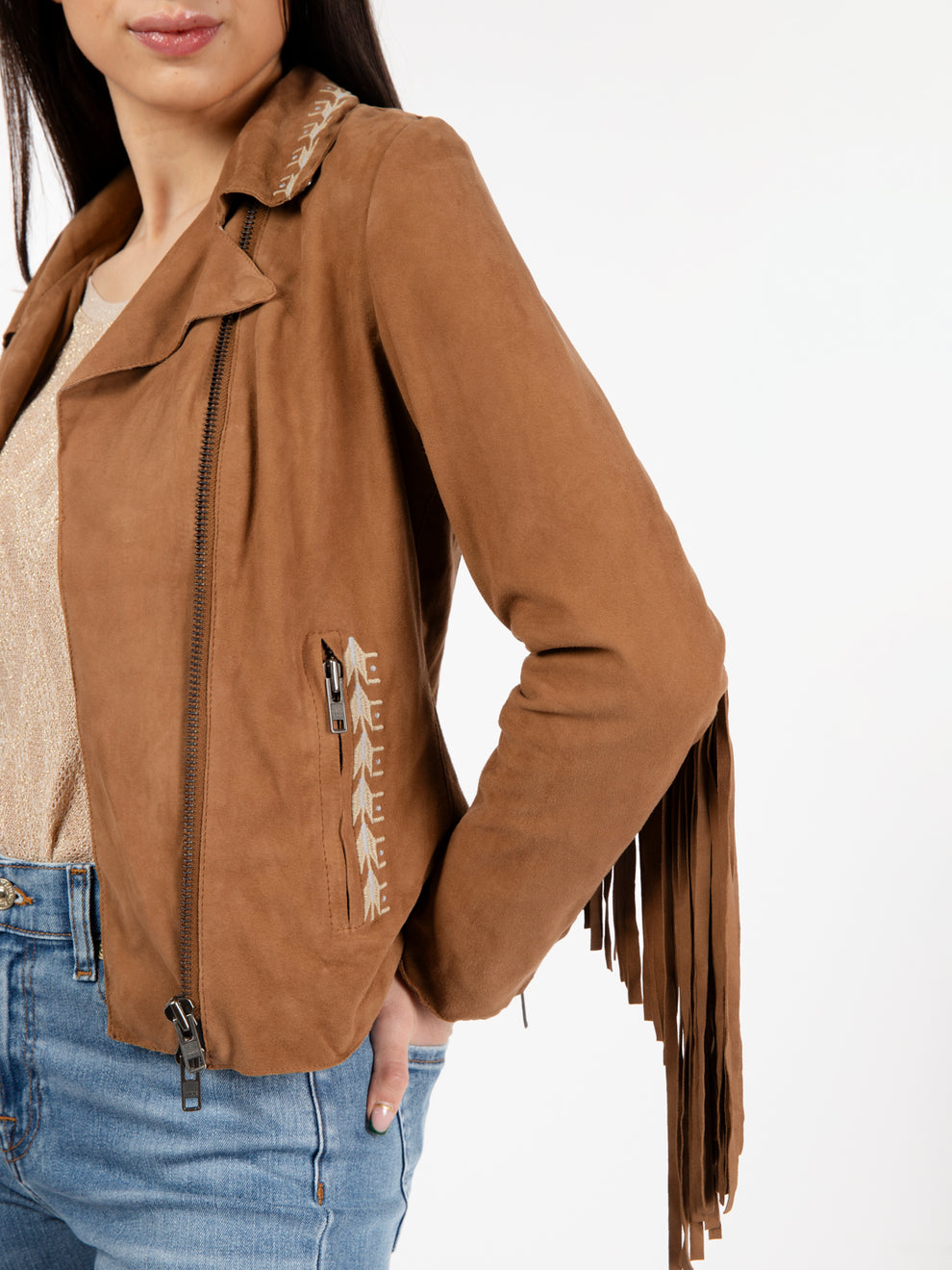 Chiodo scamosciato con frange cammello